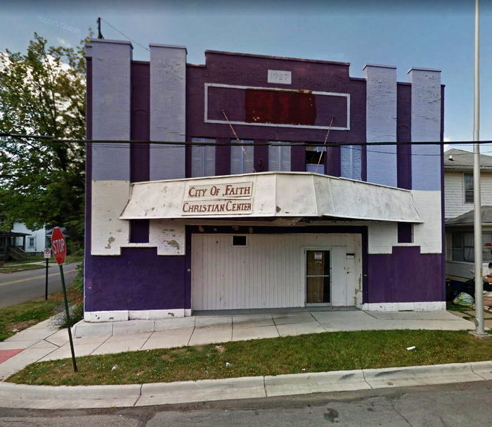 Majestic Theatre - 2014 Street View (newer photo)